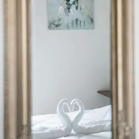 Appartamento Casa Del Borgo Antico Poggibonsi Esterno foto