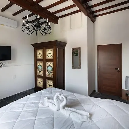 Appartamento Casa Del Borgo Antico Poggibonsi Esterno foto