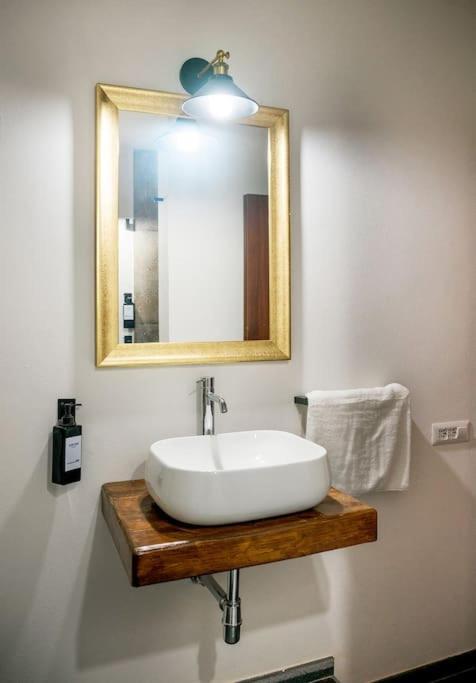 Apartment Casa Del Borgo Antico Poggibonsi